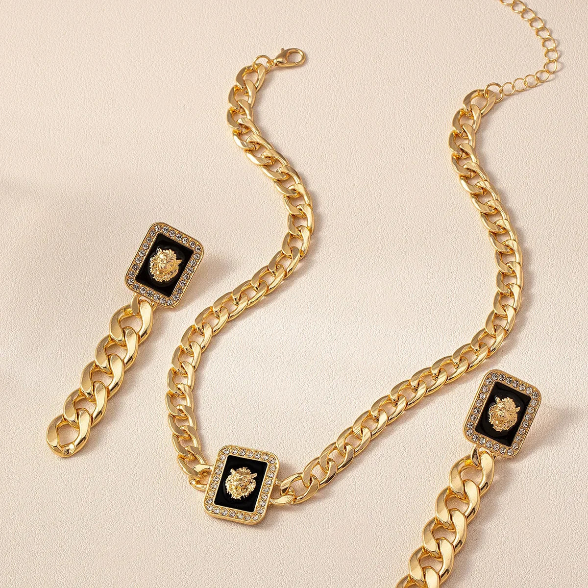 Retro Gold-Plated Square Lion Head Earring Dangle for Women Punk Black Enamel Rhinestone Collarbone Chain Jewelry Set