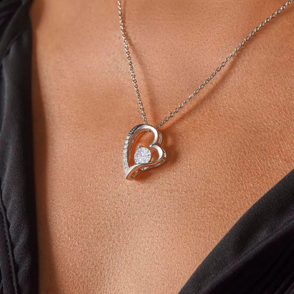 Heart Pendant Necklace with Mother's Day Gift Note for Mom
