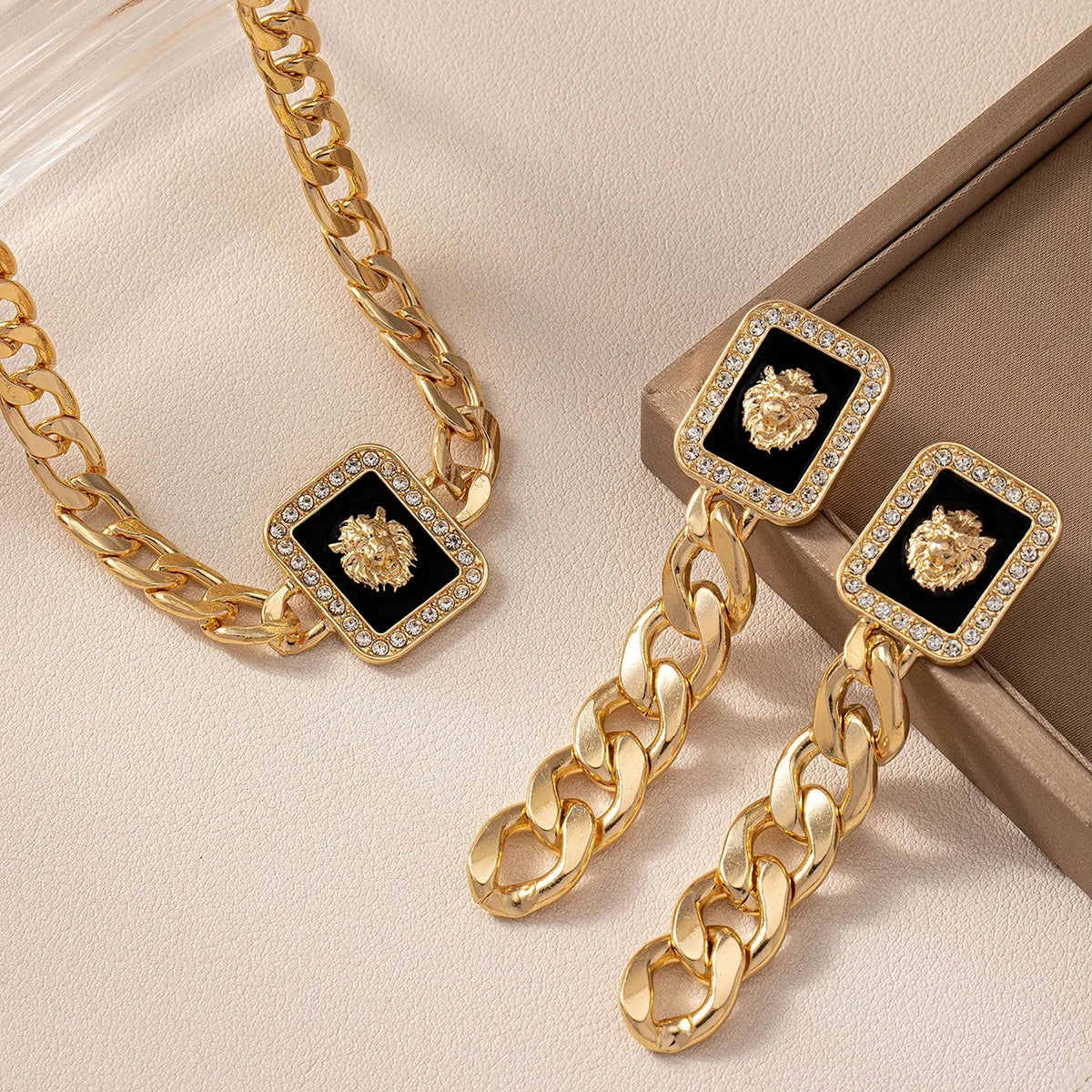 Retro Gold-Plated Square Lion Head Earring Dangle for Women Punk Black Enamel Rhinestone Collarbone Chain Jewelry Set